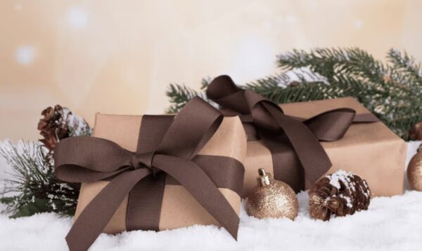 ajándékcsomag belio