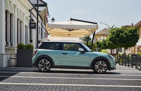 új mini cooper