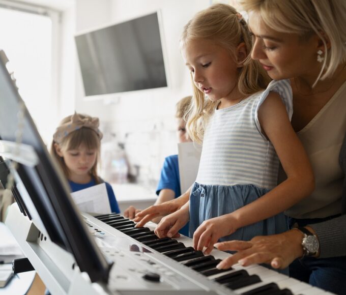 Hogyan segíti a zene a memóriát